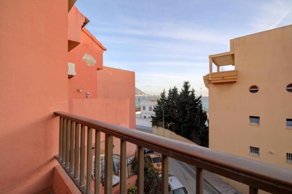 Duplex Con Vistas Al Mar Appartement La Línea de la Concepción Buitenkant foto