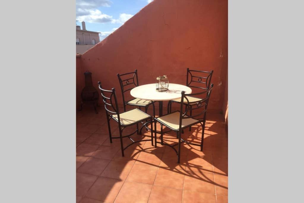 Duplex Con Vistas Al Mar Appartement La Línea de la Concepción Buitenkant foto
