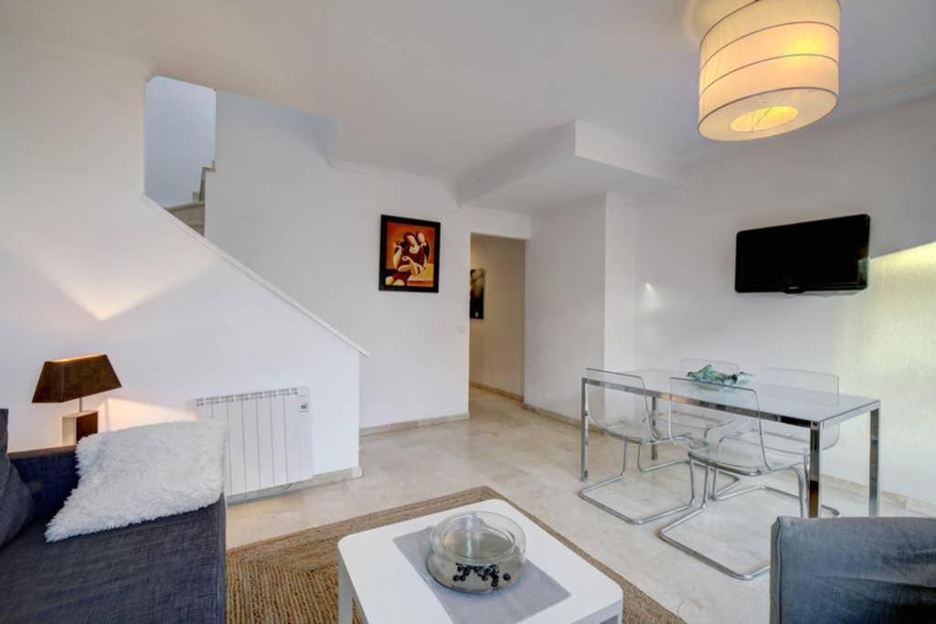 Duplex Con Vistas Al Mar Appartement La Línea de la Concepción Buitenkant foto